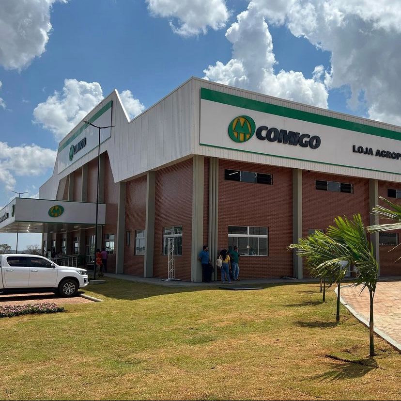 Loja da Agropecuária Comigo em Firminópolis construída pela Verc